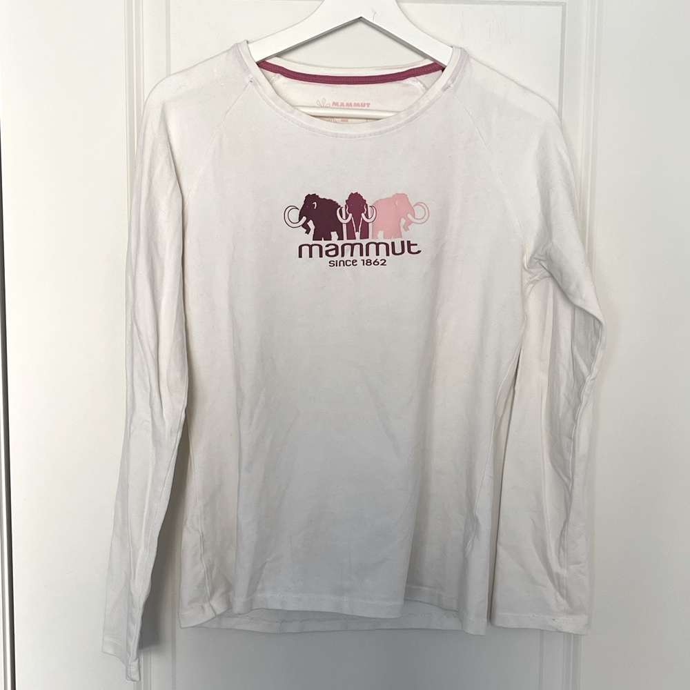 💕3/20$ EUC Mammut Round Neck Cotton Long Sleeve Shirt Top